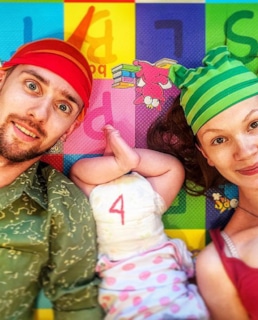 Алексей Веселкин с женой и дочерью