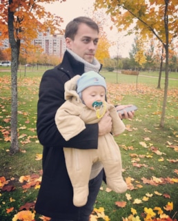 Артем Крылов с сыном