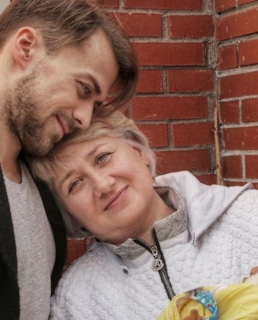 Артем Крылов с мамой