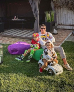 Дмитрий Черкасов с детьми