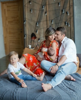 Дмитрий Черкасов с женой и детьми