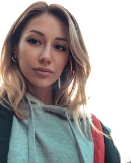 Лера Козлова