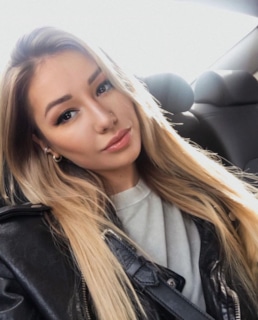 Лера Козлова