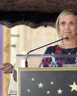 Кристен Уиг