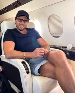 Артур Пирожков