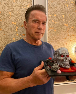 Арнольд Шварценеггер