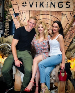 Александр Людвиг, Кэтрин Винник и Кристи Дон Динсмор