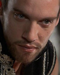 Джонатан Риз Майерс