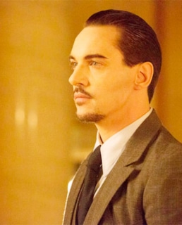 Джонатан Риз Майерс