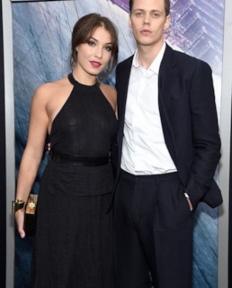 Билл Скарсгард и Алида Морберг