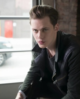 Билл Скарсгард в молодости