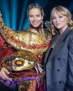 Юлия Паршута и Юлия Сумачева в шоу «Маска»