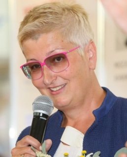 Телеведущая Татьяна Устинова