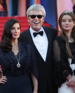 Александр Стриженов с семьей