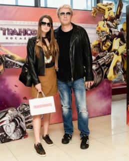 Александр Стриженов с младшей дочерью