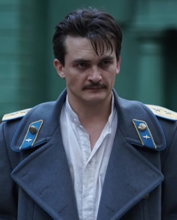 Руперт Френд в фильме «Смерть Сталина»