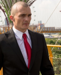 Руперт Френд в фильме «Хитмэн: Агент 47»