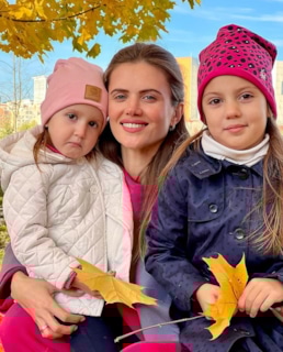 Екатерина Шепета (Екатерина Кещян) с детьми