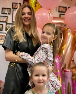 Екатерина Шепета (Екатерина Кещян) с детьми