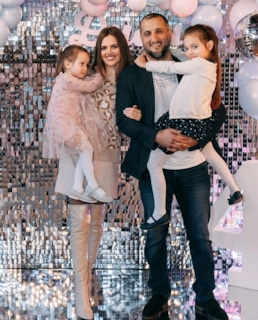 Екатерина Шепета (Екатерина Кещян) с семьей