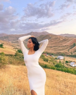 Назима Джанибекова