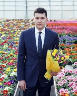 Антон Алиханов