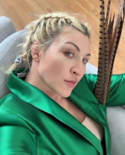 Певица Саша (Саша Градива)