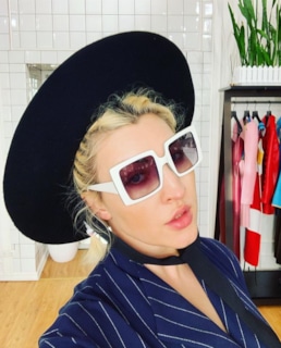 Певица Саша (Саша Градива)