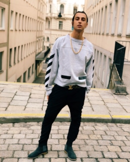 Yanix (Янис Бадуров)