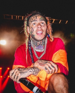 Рэпер 6ix9ine