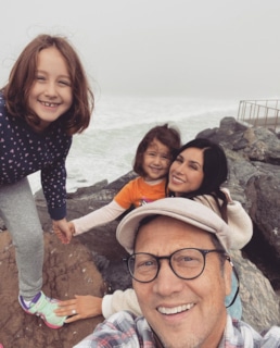 Роб Шнайдер с женой и детьми