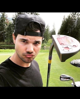 Тэйлор Лотнер