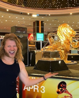 Роман Архипов