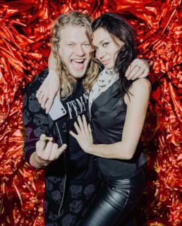 Певец Роман Архипов с женой