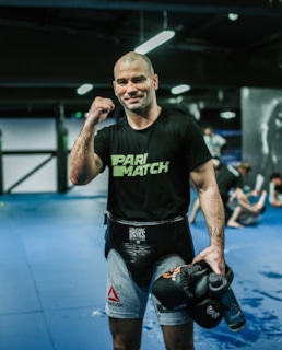 Артем Лобов