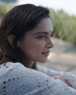 Дипика Падуконе