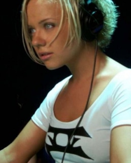 Лена Перова