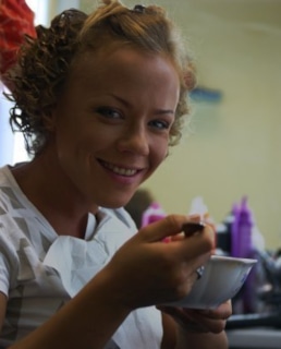 Лена Перова