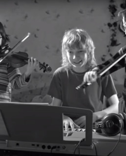 Пианист Иван Бессонов в детстве в братьями