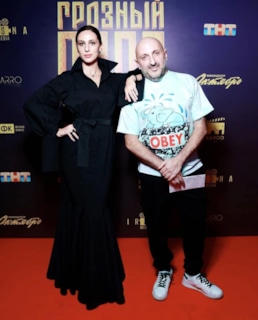 Карен Оганесян с женой