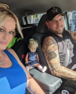 Сторми Дэниелс с мужем