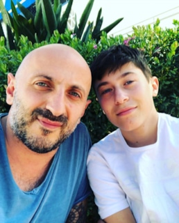 Карен Оганесян с сыном