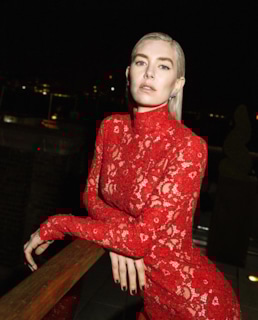 Ванесса Кирби