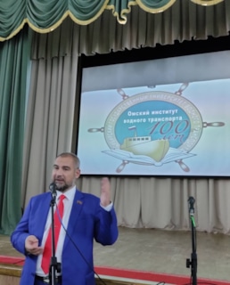 Максим Сурайкин