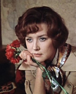 Вера Алентова