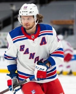 Хоккеист Артемий Панарин