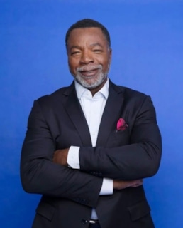 Карл Уэзерс