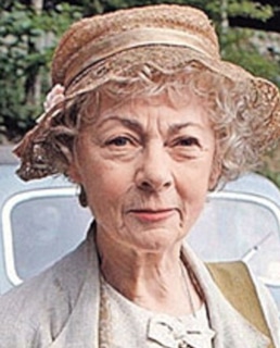 Джеральдин Макьюэн в роли мисс Марпл