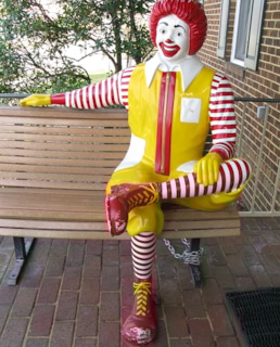 Рональд Макдональд