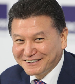 фотография Кирсан Илюмжинов